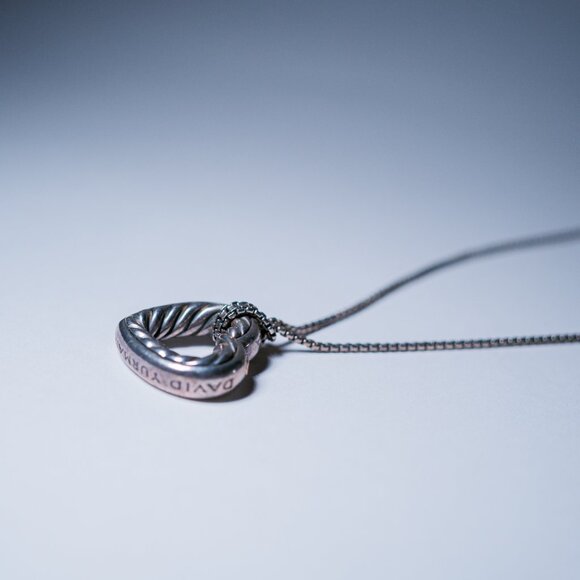 David Yurman Cable Heart Necklace - Picture 3 of 8